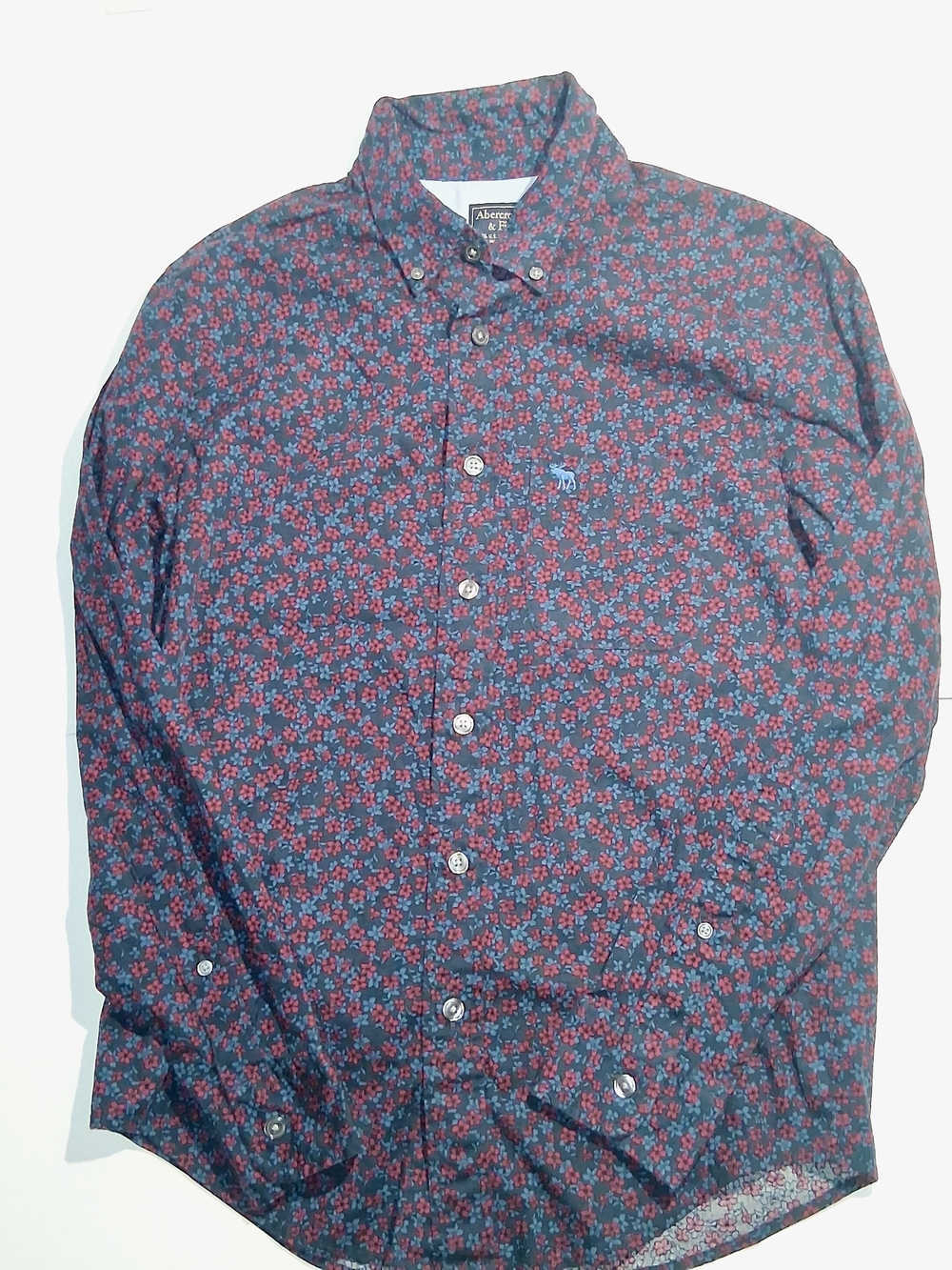 Abercrombie & Fitch Men's Blue Button-Down Shirt with Red Floral Print